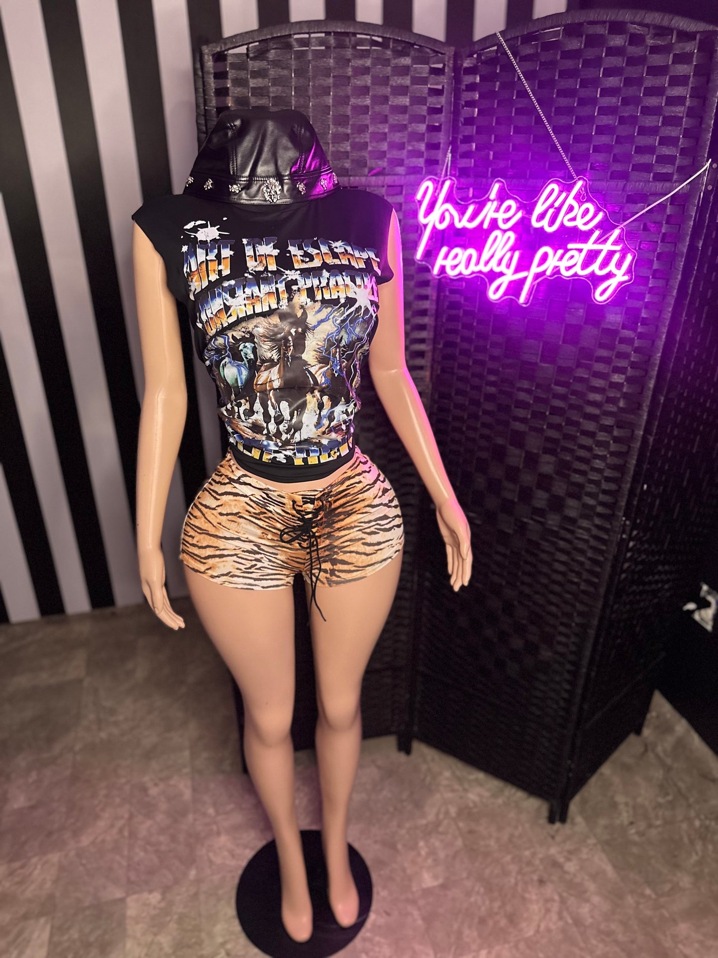 Black Tiger 2pc Setb